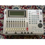 KORG D12 Digital Recording Studio