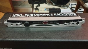 Behringer Racktuner