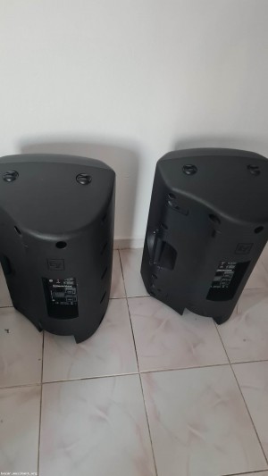 Electro-Voice ZX3 speakers