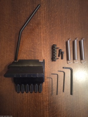 Hipshot tremolo for headless guitar