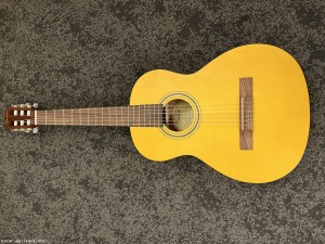Акустична китара 3/4 - Fender