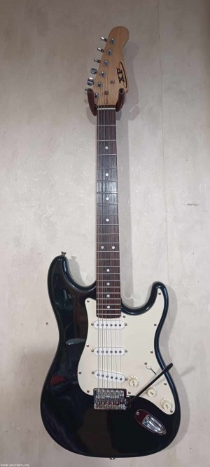 XP Stratocaster