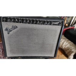 Fender Performer 1000