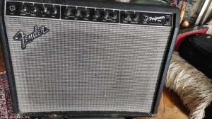 Fender Performer 1000