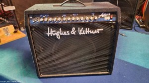 Hughes & Kettner Attax 100 комбо