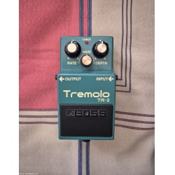 BOSS Tremolo TR - 2