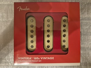 Китарни адаптери Fender Vintera 60's Vintage Strat