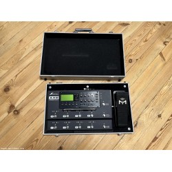 Fractal AX8 с flight case и Expression pedal