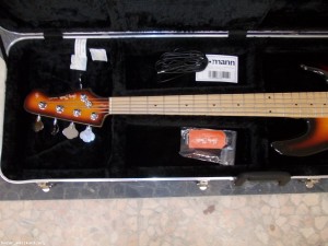 Бас китара 5 струнна HB MB-5 SB