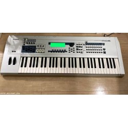 Синтезатор Yamaha MO 6