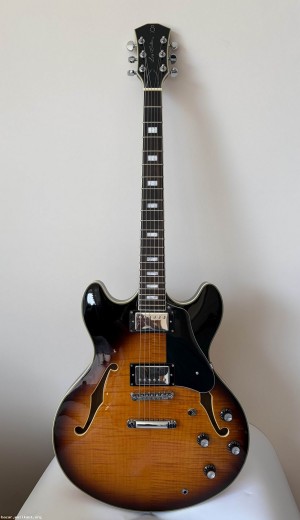 Larry Carlton H7 VS