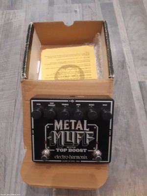 Дисторшън Metal Muff, Boss AC-3, Digitech Trio Band Creator