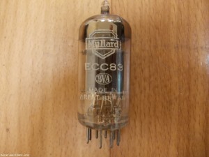 Радиолампа ECC83 MULLARD
