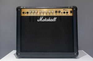 Китарен комбо усилвател Marshall MG30DFX