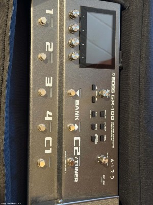 Процесор за китара Boss GX 100