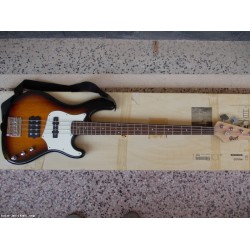 Бас китара CORT GB34A