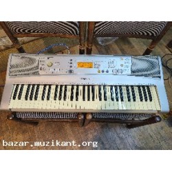 Yamaha PSR E 313