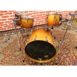 Комплект барабани Pearl Masterworks (акустичен комплект Пърл)
